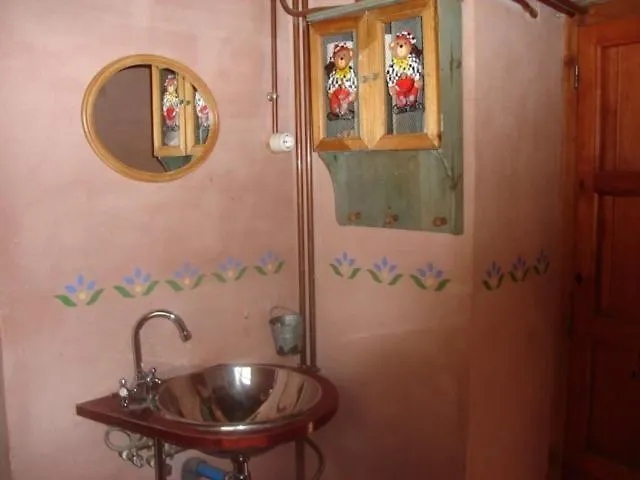 Mas Mitjavila Turismo Rural Guest House Ogassa