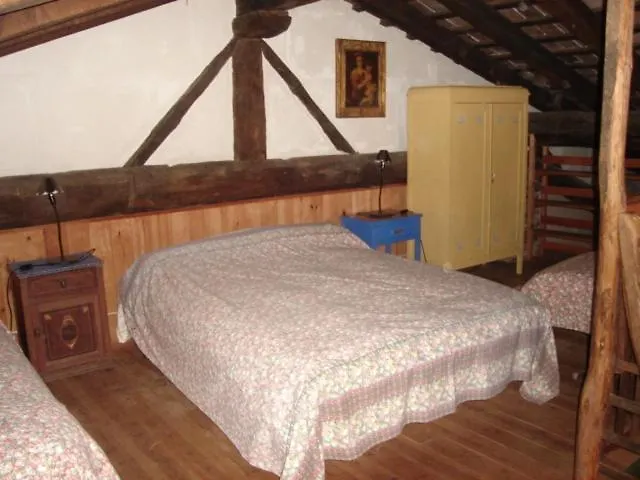 Mas Mitjavila Turismo Rural Guest House Ogassa Spain